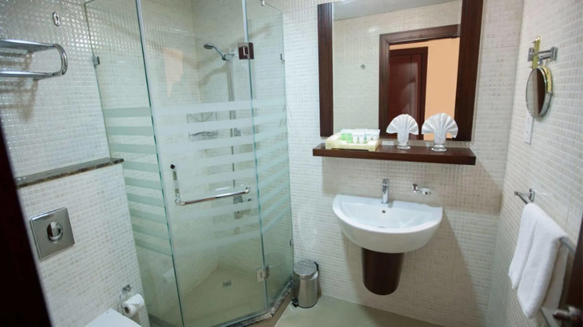 Xclusive Maples Hotel Apartment Dubaï